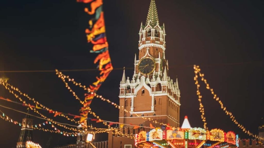 Turkiye'den icerik ureticileri icin Bilibili'de Yunan markalarna ulasma, isbirligi pitch'i ve branded tutorial stratejileri. Adm adm taktikler, iletisim sablonlar ve risk-notlar.