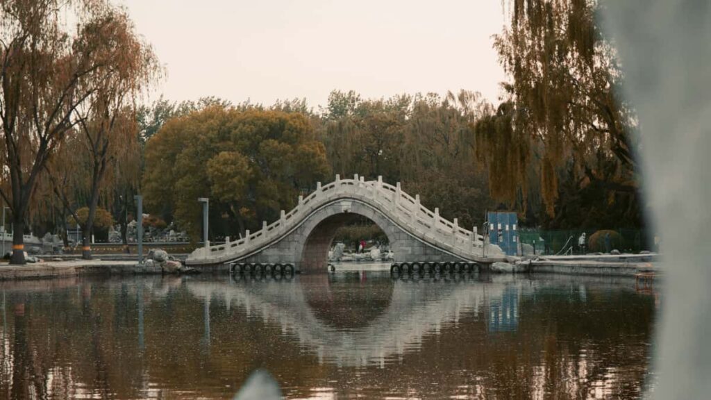 Turkiye reklamverenleri icin Isvicre'de Clubhouse icerik ureticilerini bulup etkilesim odakl kampanyalar baslatma taktikleri, surdurulebilirlik & hiperkisisellestirme yaklasmlaryla.