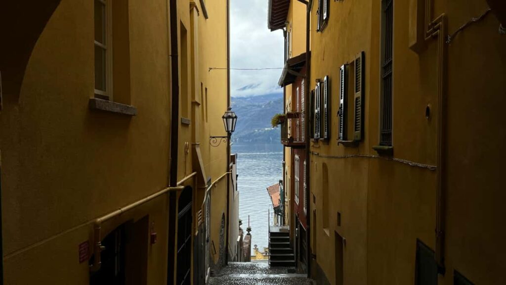 Slovakya'da Disney Plus izleyici tabanna yonelik yaratc fitness challenge'lar baslatmak isteyen reklamverenler icin pratik, yerel taktikler ve ornek is akslar.