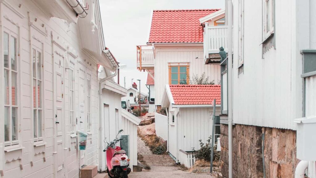 Slovenya'da VKontakte (vkontakte) yaratclar bulup co-branded urun drops'lar gelistirmek icin uygulanabilir stratejiler, ornek is akslar ve yerel trend analizleri.